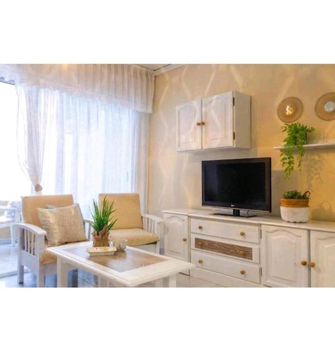 Apartmán Pink Catia Coqueto Piso Playa Del Cura Torrevieja Exteriér fotografie