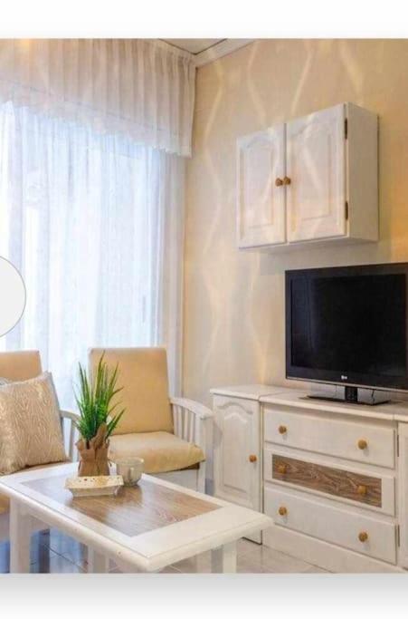 Apartmán Pink Catia Coqueto Piso Playa Del Cura Torrevieja Exteriér fotografie