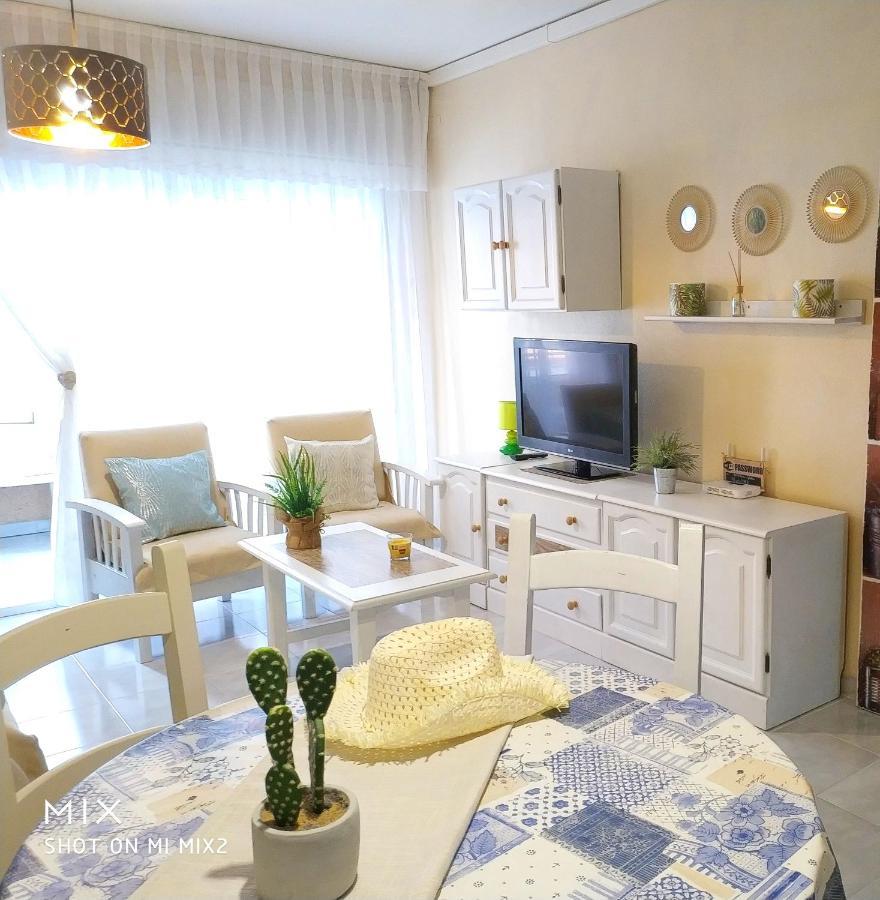 Apartmán Pink Catia Coqueto Piso Playa Del Cura Torrevieja Exteriér fotografie